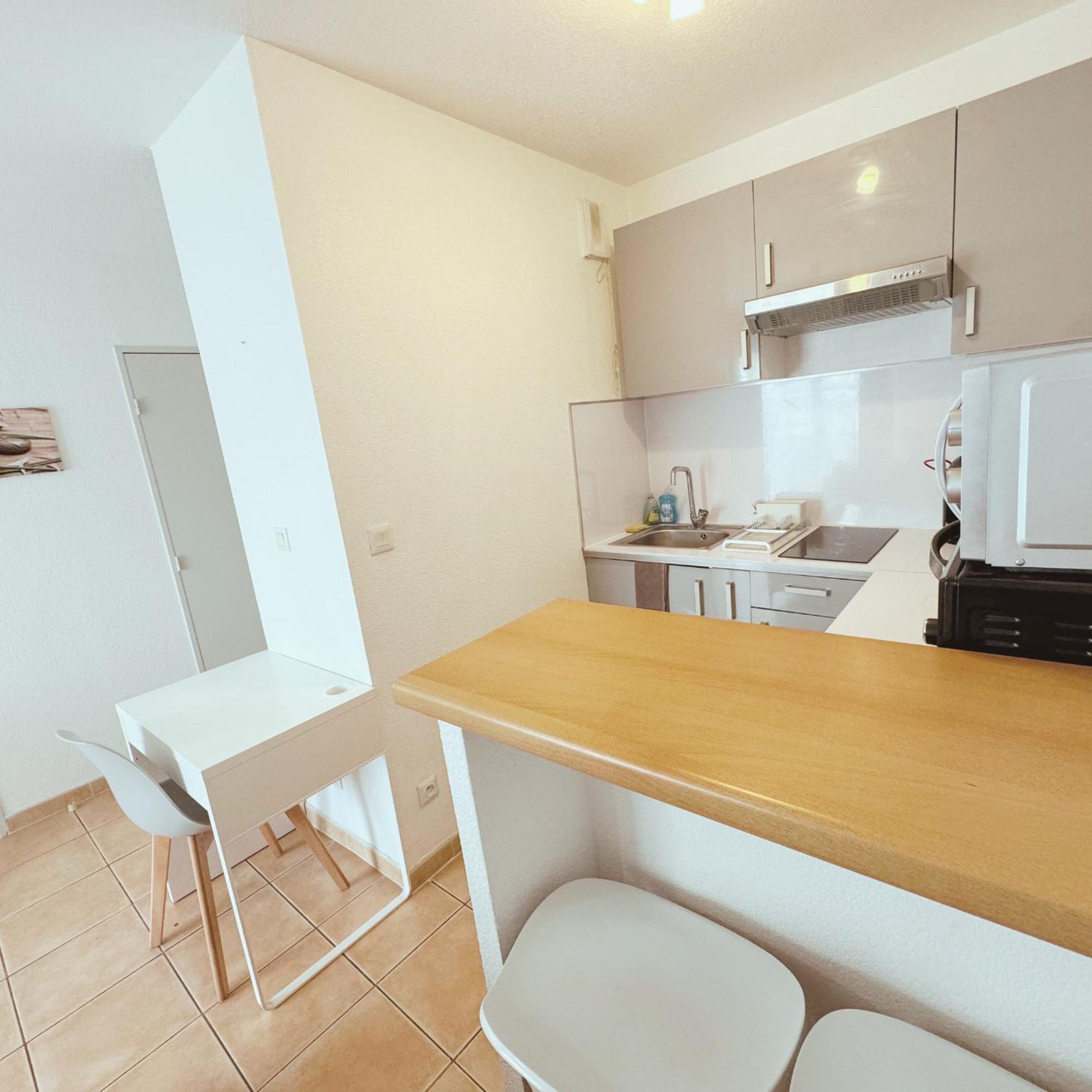 Appartement Residence Prive Avec Parking Wifi Clim Piscine Avignon Exteriér fotografie